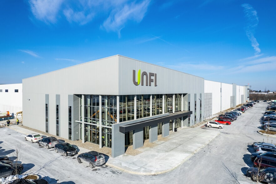 4240 E Independence Dr, Schnecksville, PA for lease - Primary Photo - Image 1 of 5