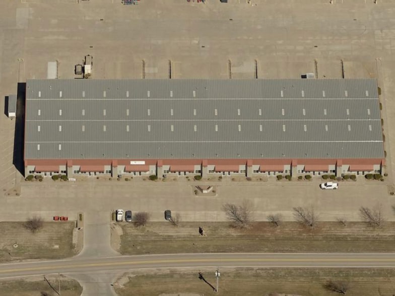3010 E 39th St, Kearney, NE for sale - Aerial - Image 2 of 23
