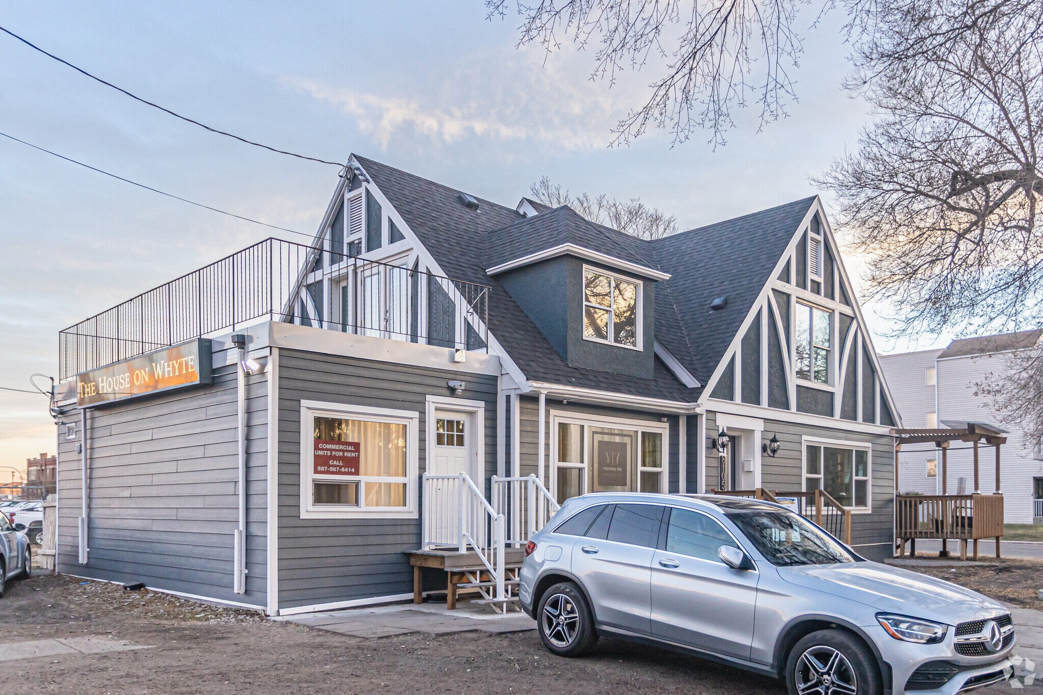 8105 106th St NW, Edmonton, AB for sale Primary Photo- Image 1 of 1