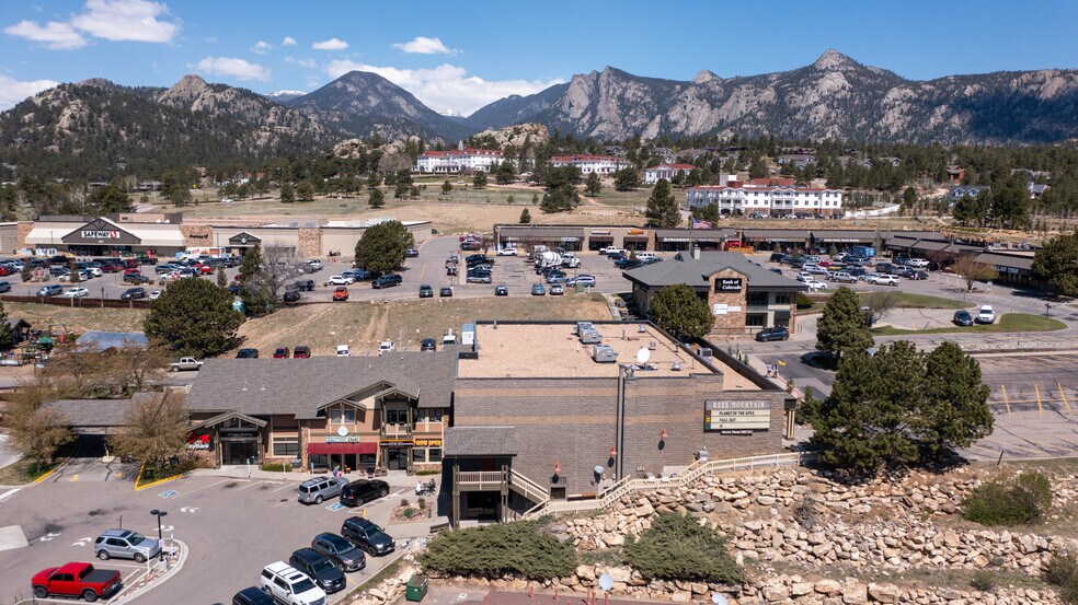 543 Big Thompson Ave, Estes Park, CO à louer - Photo du bâtiment - Image 2 de 7