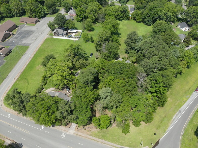 Commercial and Residential Property portfolio of 2 properties for sale on LoopNet.ca - Aerial - Image 2 of 48