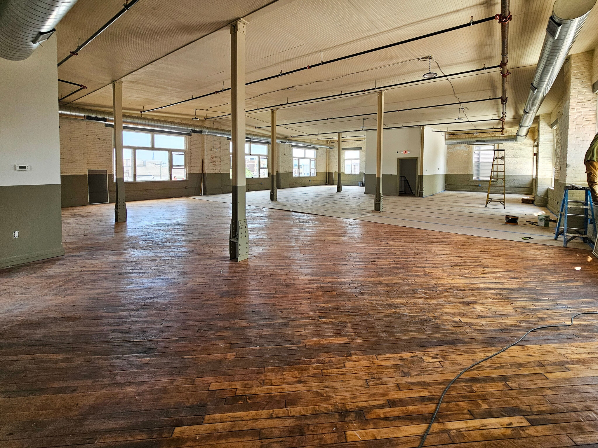 1930 E Huntingdon St, Philadelphia, PA for lease Interior Photo- Image 1 of 16