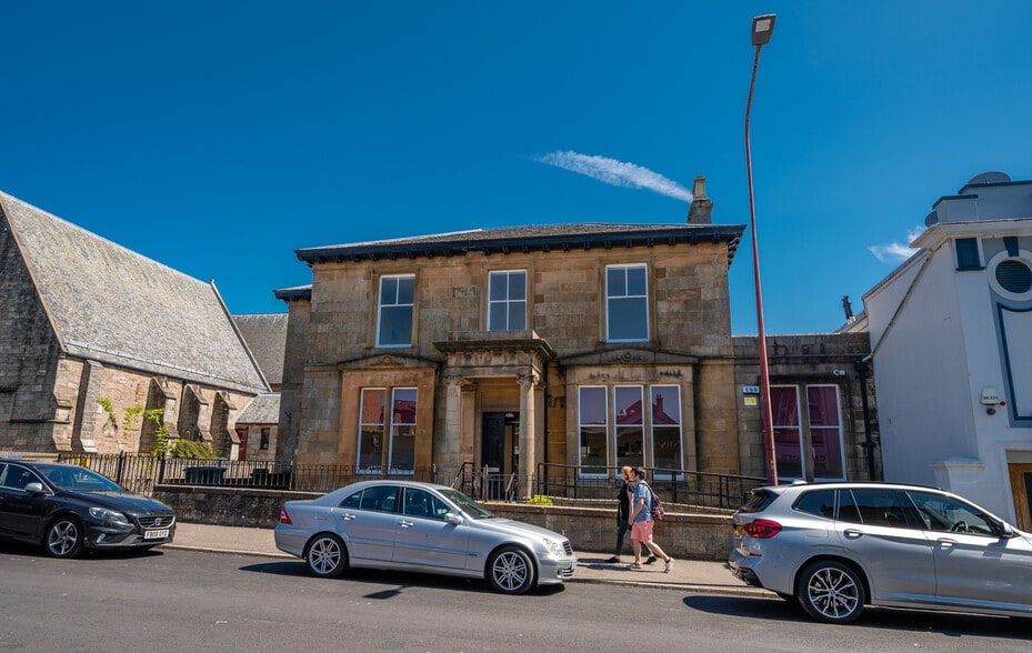 10 James St, Helensburgh for lease - Primary Photo - Image 1 of 3