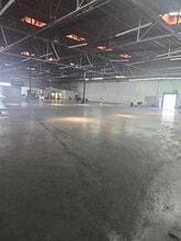 4851 S Alameda St, Los Angeles, CA for lease Interior Photo- Image 1 of 5