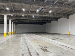 2555 Ave Dollard, Montréal, QC for lease Interior Photo- Image 1 of 5