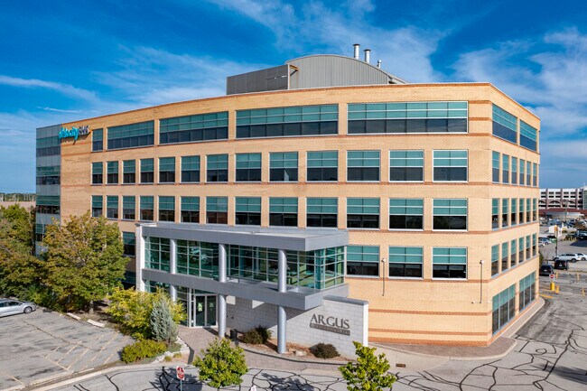 Plus de détails pour 586 Argus Rd, Oakville, ON - Bureau à louer