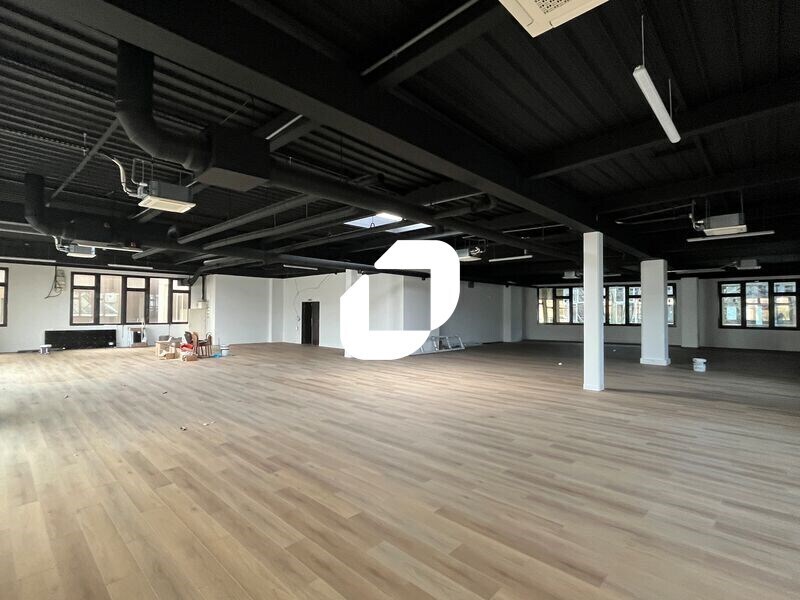 Flex in Arcueil for lease Interior Photo- Image 1 of 42