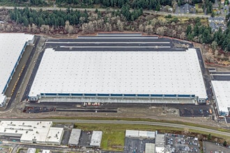 5802 S Burlington Way, Tacoma, WA à louer Photo intérieure- Image 1 de 2