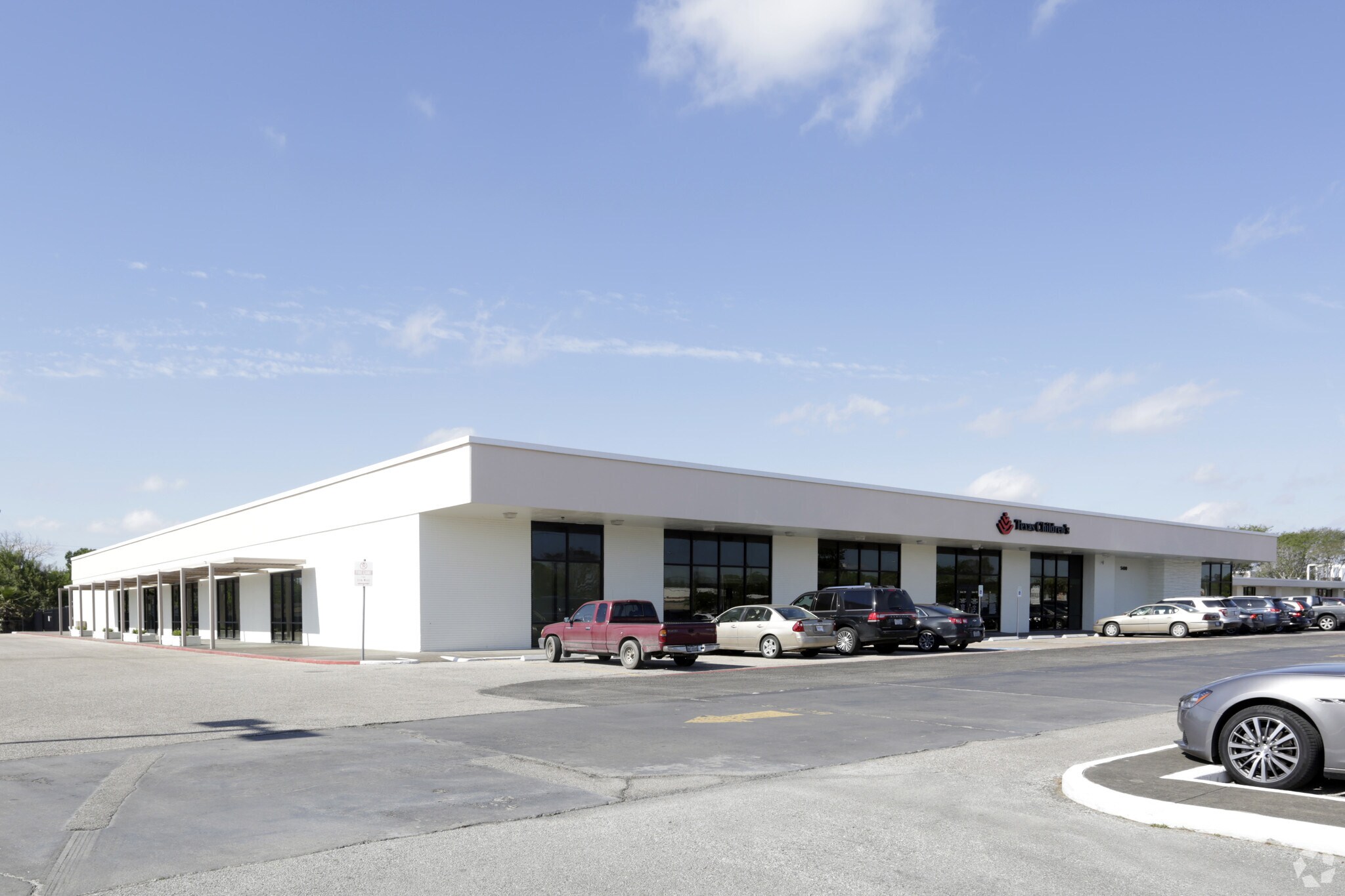 5400 Griggs Rd, Houston, TX à louer Photo du bâtiment- Image 1 de 6