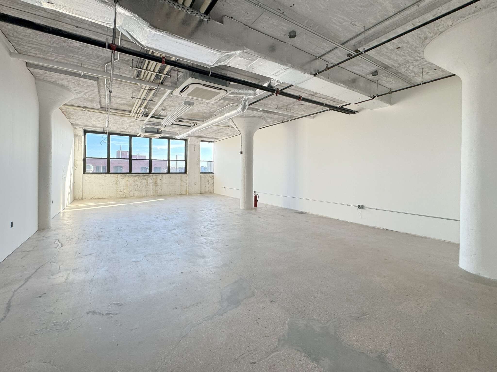 315 Meserole St, Brooklyn, NY for lease Interior Photo- Image 1 of 2