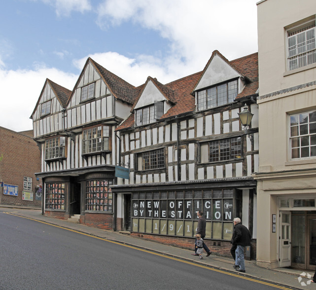 10 High St, Bishop's Stortford for lease - Building Photo - Image 2 of 5