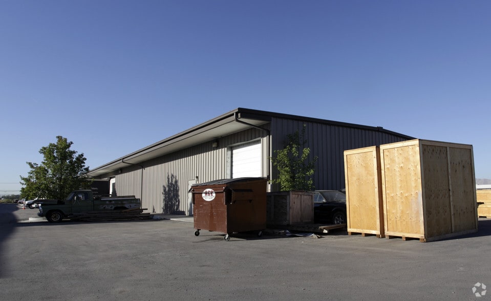 3020 W 500 S, Salt Lake City, UT for lease - Building Photo - Image 3 of 7