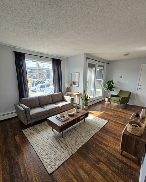 4503 73rd St NW, Calgary, AB for sale - Building Photo - Image 3 of 13