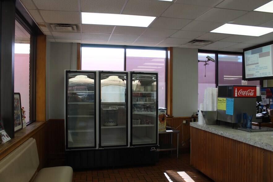 1223 Main St, Woodward, OK for sale - Building Photo - Image 2 of 28