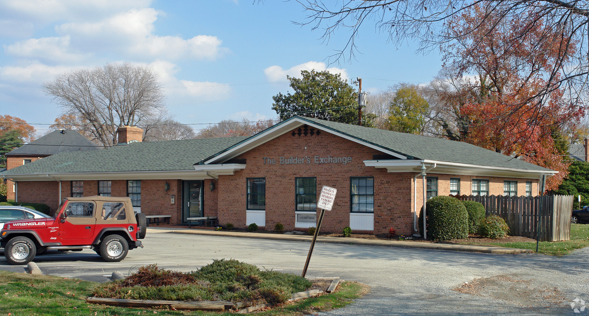 3207 Hermitage Rd, Richmond, VA for lease Primary Photo- Image 1 of 7