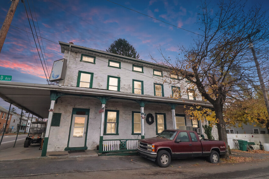 200 Hughes St, New Ringgold, PA à vendre - Photo principale - Image 1 de 1