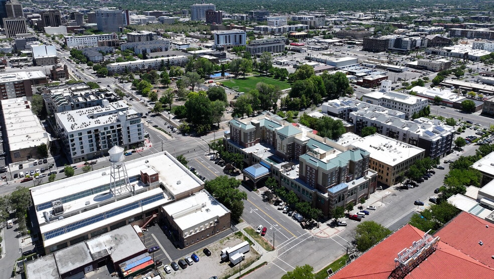 423 W 300 S, Salt Lake City, UT for lease - Building Photo - Image 2 of 11