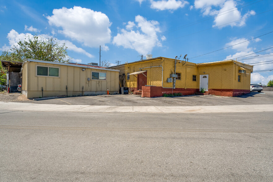 6535-6539 N Lamar Blvd, Austin, TX for sale - Building Photo - Image 3 of 10