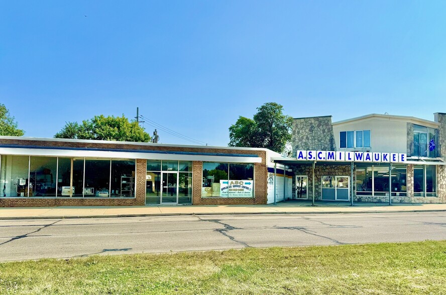 6841 W Beloit Rd, West Allis, WI à vendre - Photo du bâtiment - Image 1 de 3