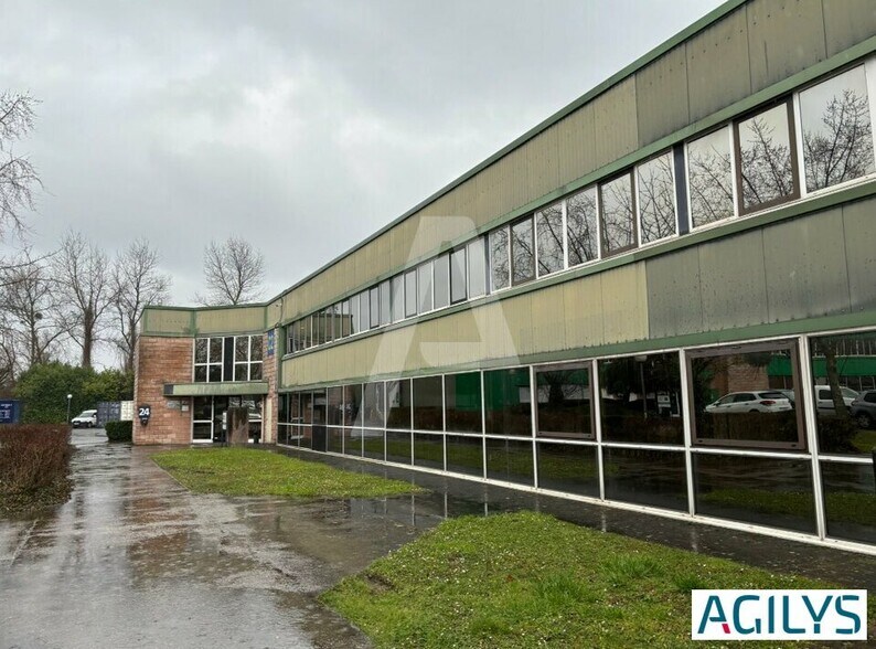 Flex in Saint-Thibault-des-Vignes for lease - Building Photo - Image 3 of 7