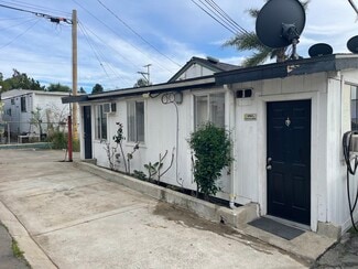 Plus de détails pour 216 E Mission Rd, Fallbrook, CA - Bureau à louer