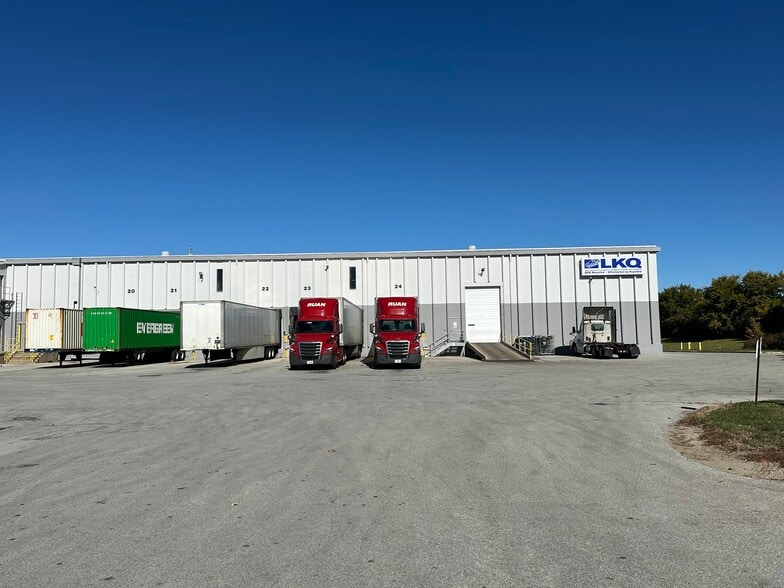 5100 W 123rd St, Alsip, IL for lease - Building Photo - Image 3 of 5