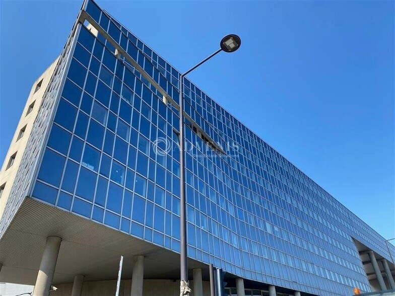 3 Allée De La Seine, Ivry-sur-Seine for lease - Building Photo - Image 1 of 11