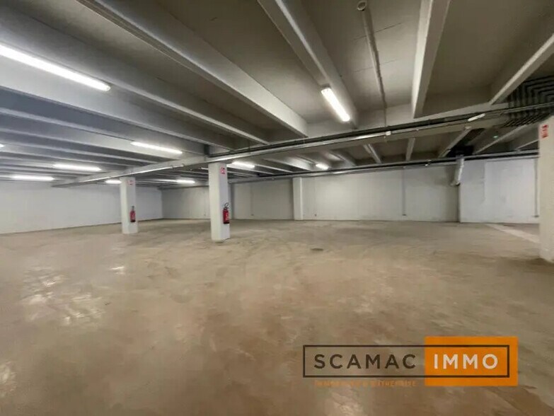 Industrial in Palaiseau for lease - Interior Photo - Image 3 of 10