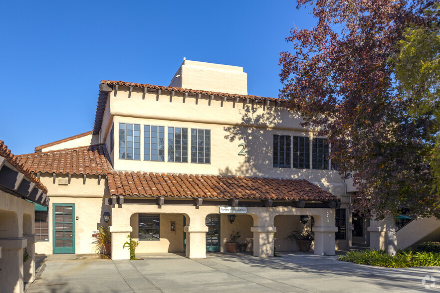 16236 San Dieguito Rd, Rancho Santa Fe, CA à louer - Photo du bâtiment - Image 2 de 6