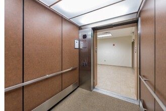 2101 Bermuda Hundred Rd, Chester, VA for lease Interior Photo- Image 1 of 5