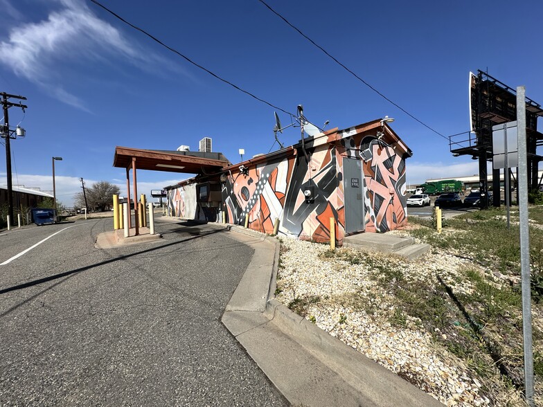 3995 E 50th Ave, Denver, CO for sale - Primary Photo - Image 1 of 17