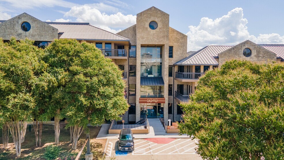 5020 Riverside, Irving, TX à louer - Photo du bâtiment - Image 2 de 48