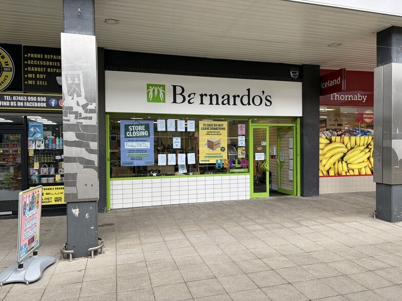 1-12 Pavilion Shopping Centre, Thornaby for lease - Building Photo - Image 1 of 9