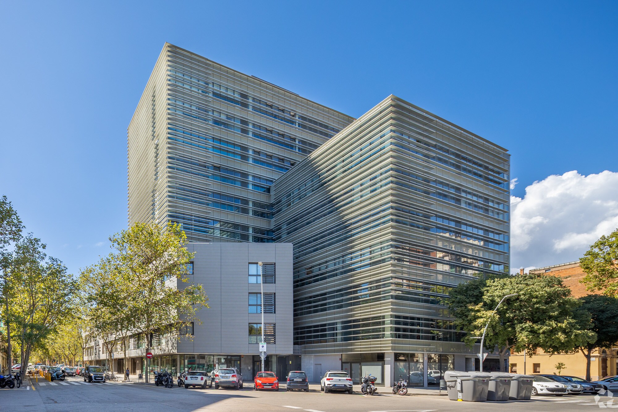 Office in Barcelona, Barcelona for lease Primary Photo- Image 1 of 7