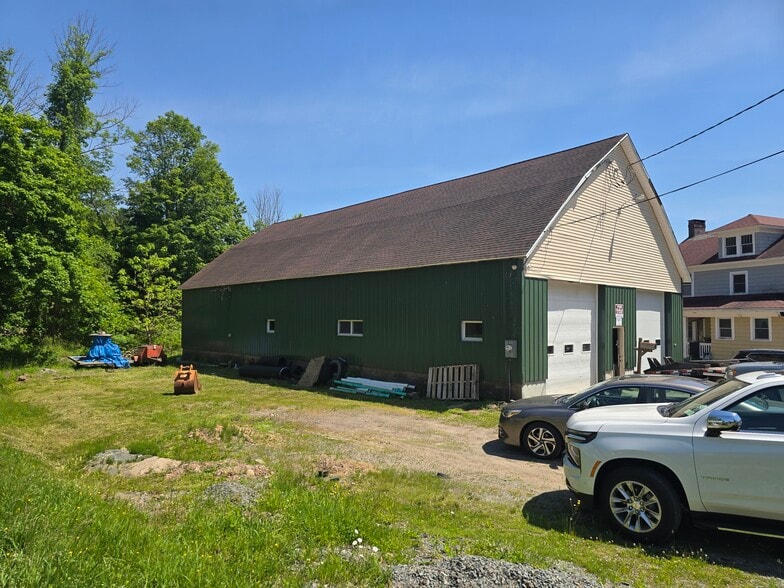 209 Sprague Ave, Liberty, NY à vendre - Photo du bâtiment - Image 1 de 9