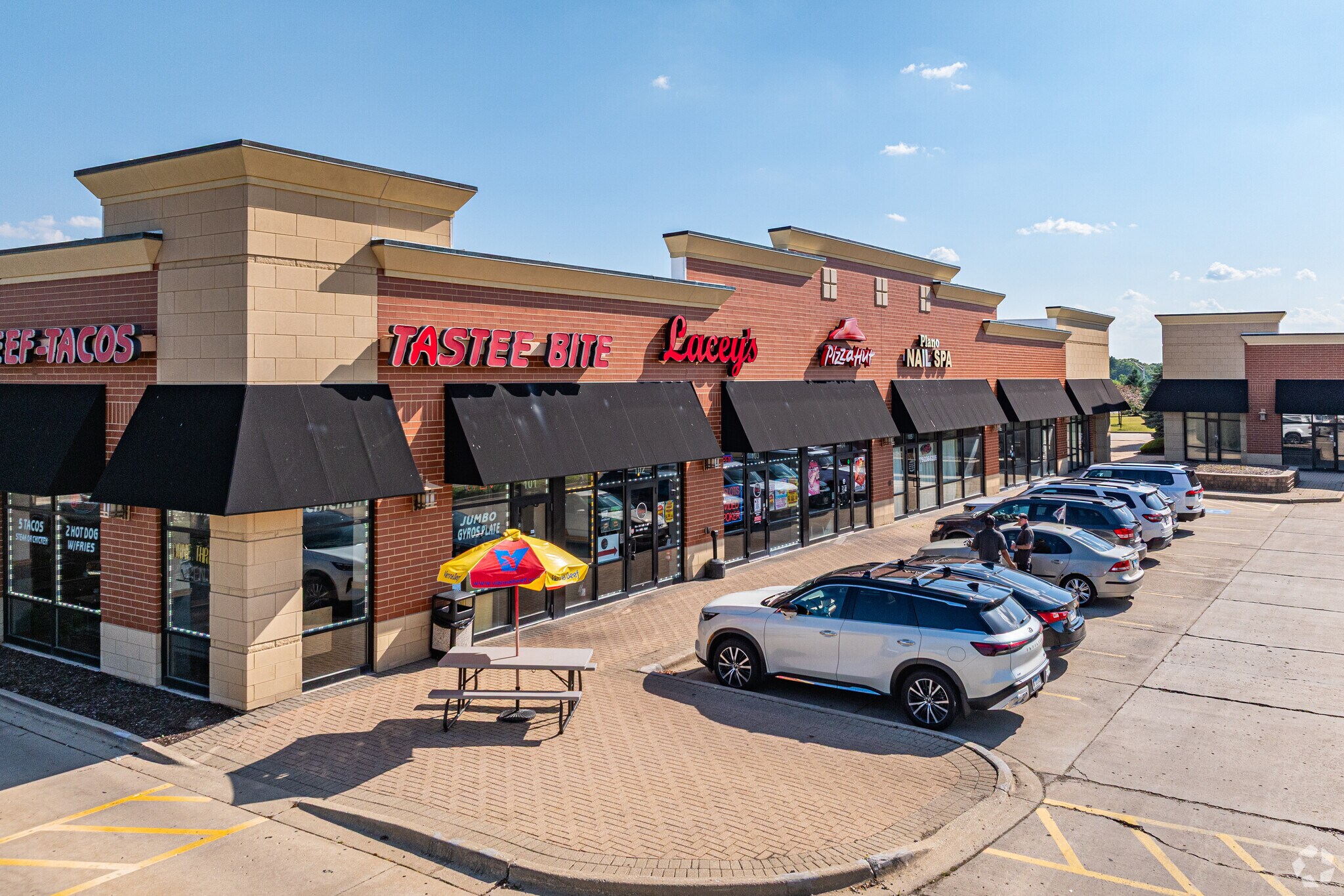 7000 Burroughs Ave, Plano, IL à louer Photo principale- Image 1 de 2