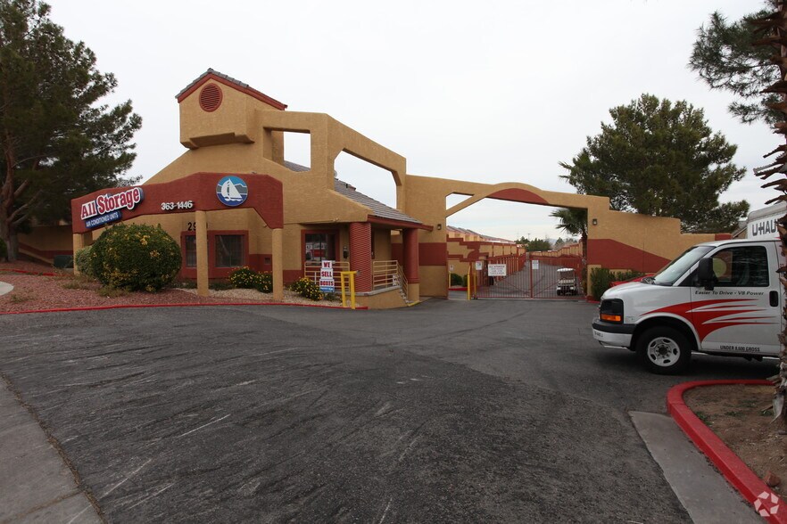 2949 Lake East Dr, Las Vegas, NV for sale - Building Photo - Image 2 of 3