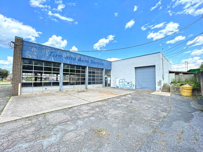 4309 Jonestown rd, Harrisburg, PA à louer - Photo du bâtiment - Image 2 de 6