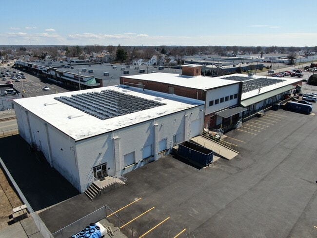 More details for 402 Walcott St, Pawtucket, RI - Industrial for Lease