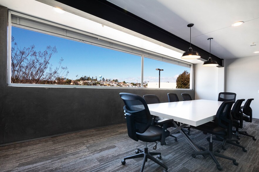 215-237 California St, El Segundo, CA for lease - Interior Photo - Image 3 of 167