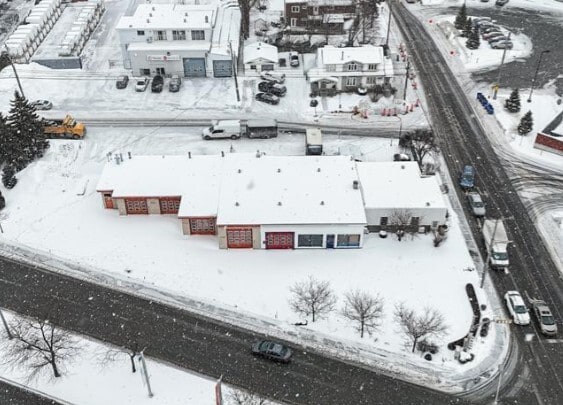 9-15 Blvd Wilfrid-Laurier, Beloeil, QC for sale - Primary Photo - Image 1 of 1