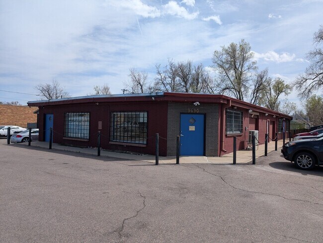 Plus de détails pour 9690 W 44th Ave, Wheat Ridge, CO - Commerce de détail à vendre