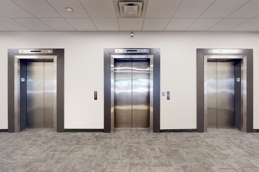 1321 Murfreesboro Pike, Nashville, TN for lease - Lobby - Image 2 of 12