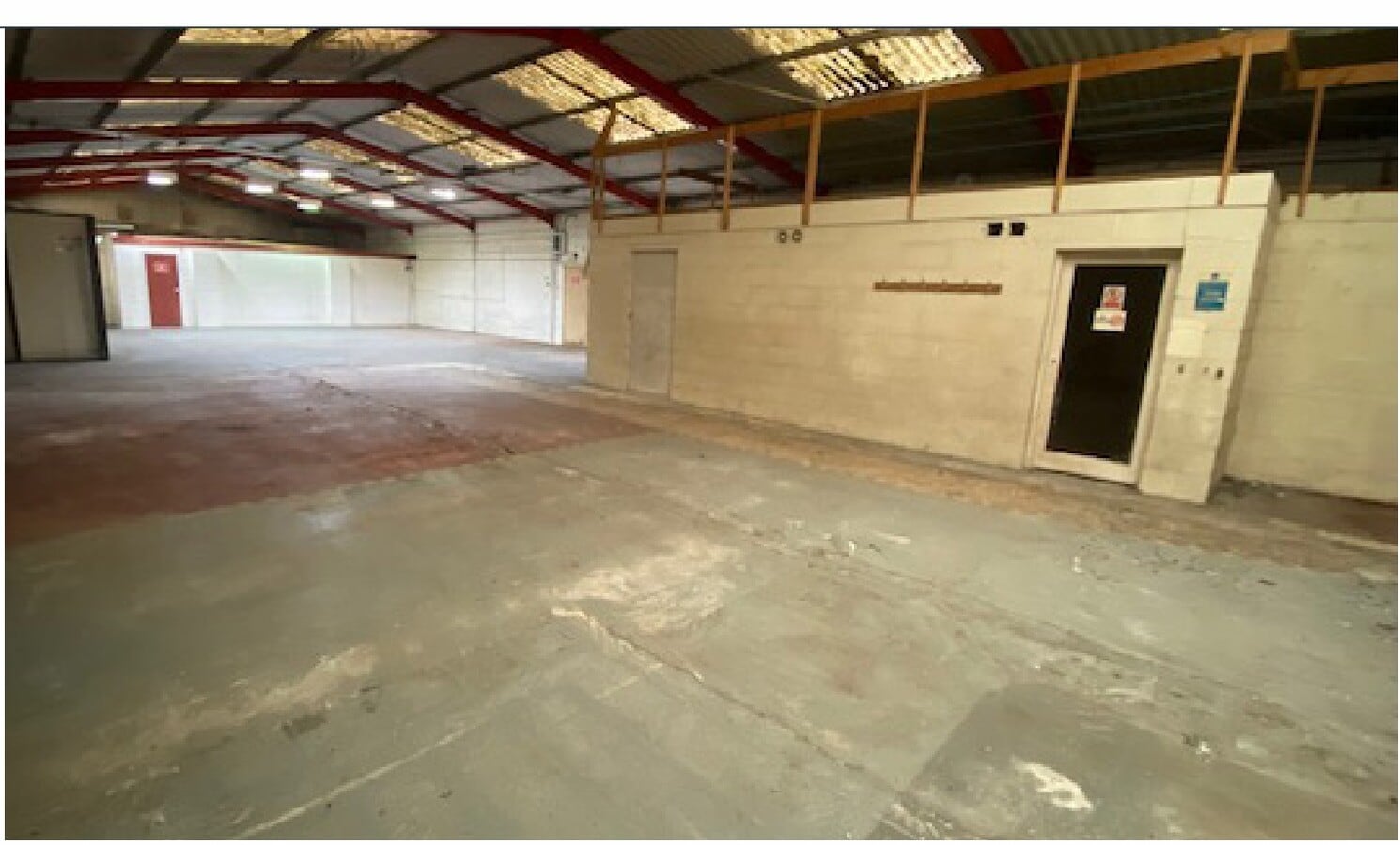 13-14 Clifton Rd, Huntingdon, CAM PE29 7EJ - Unit Unit 13 -  - Interior Photo - Image 1 of 3