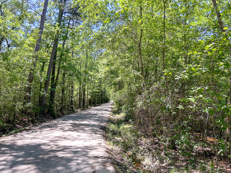 Sandy Lane Drive, Lufkin, TX à vendre - Photo du bâtiment - Image 3 de 5