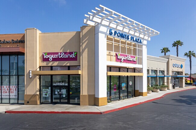 Plus de détails pour 18501-18687 Main St, Huntington Beach, CA - Commerce de détail à louer