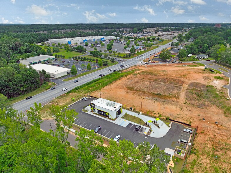 3065 Pepperell Pky, Opelika, AL à louer - Photo du bâtiment - Image 3 de 21