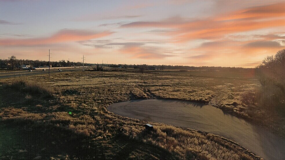 500 4080 East Rd, Rigby, ID à vendre - Photo du bâtiment - Image 1 de 16