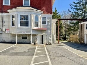 11 Park Pl, Verona, NJ for lease Interior Photo- Image 1 of 14
