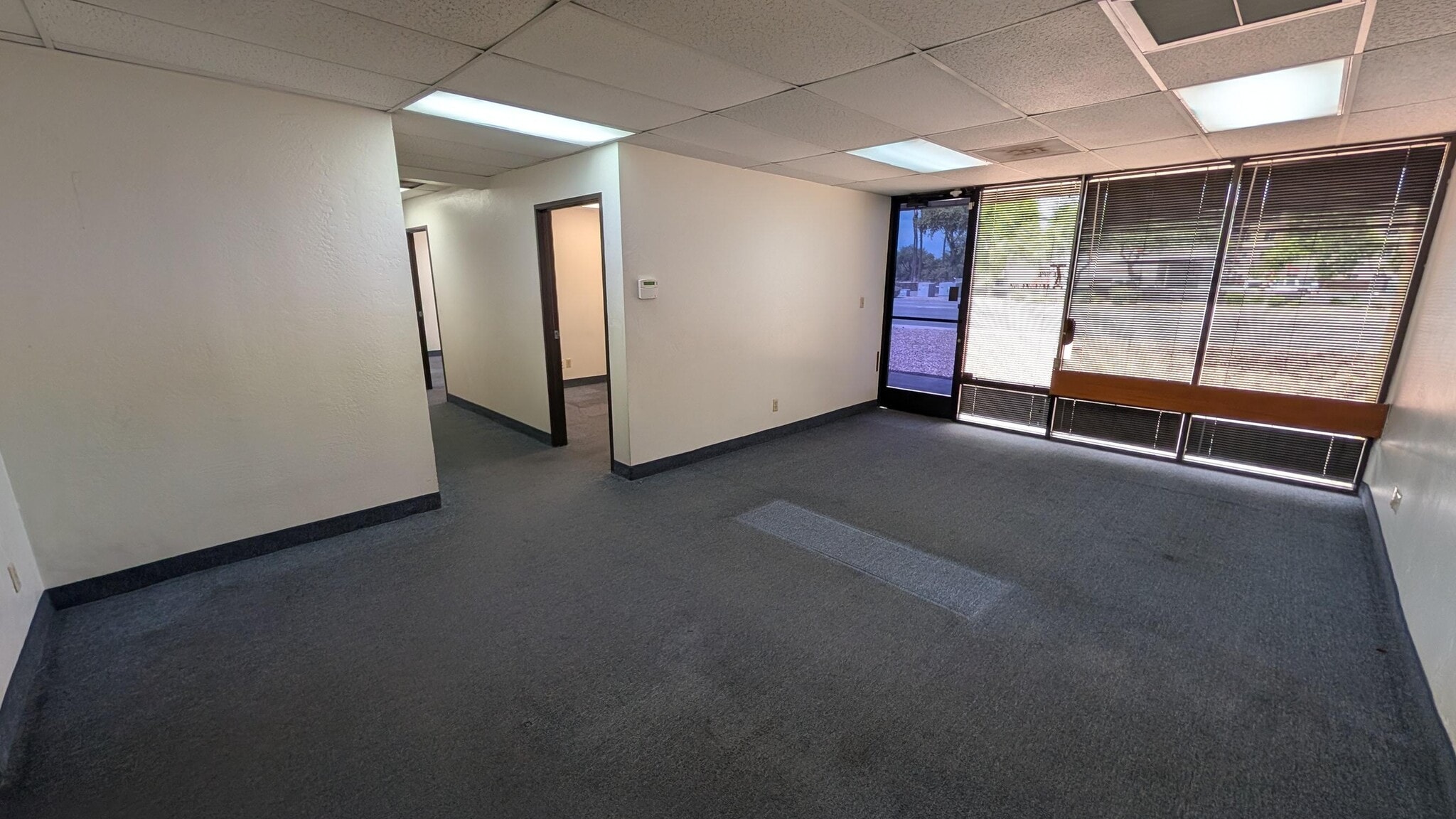 2105 S 48th St, Tempe, AZ à louer Photo intérieure- Image 1 de 4